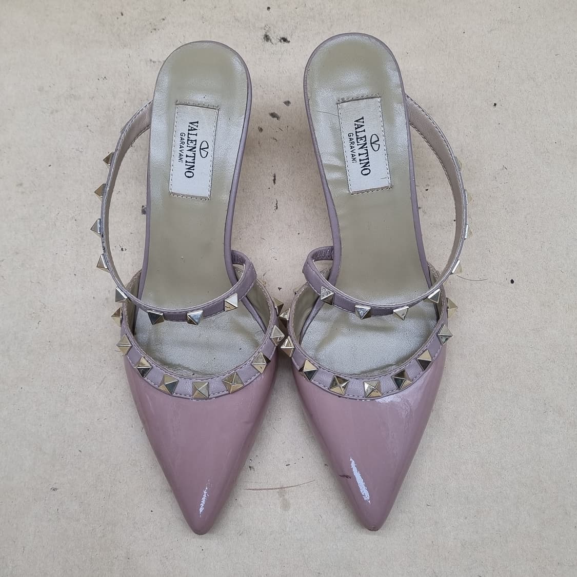 발렌티노 락스터드 뮬샌들34 220 굽7.5 상품이미지2