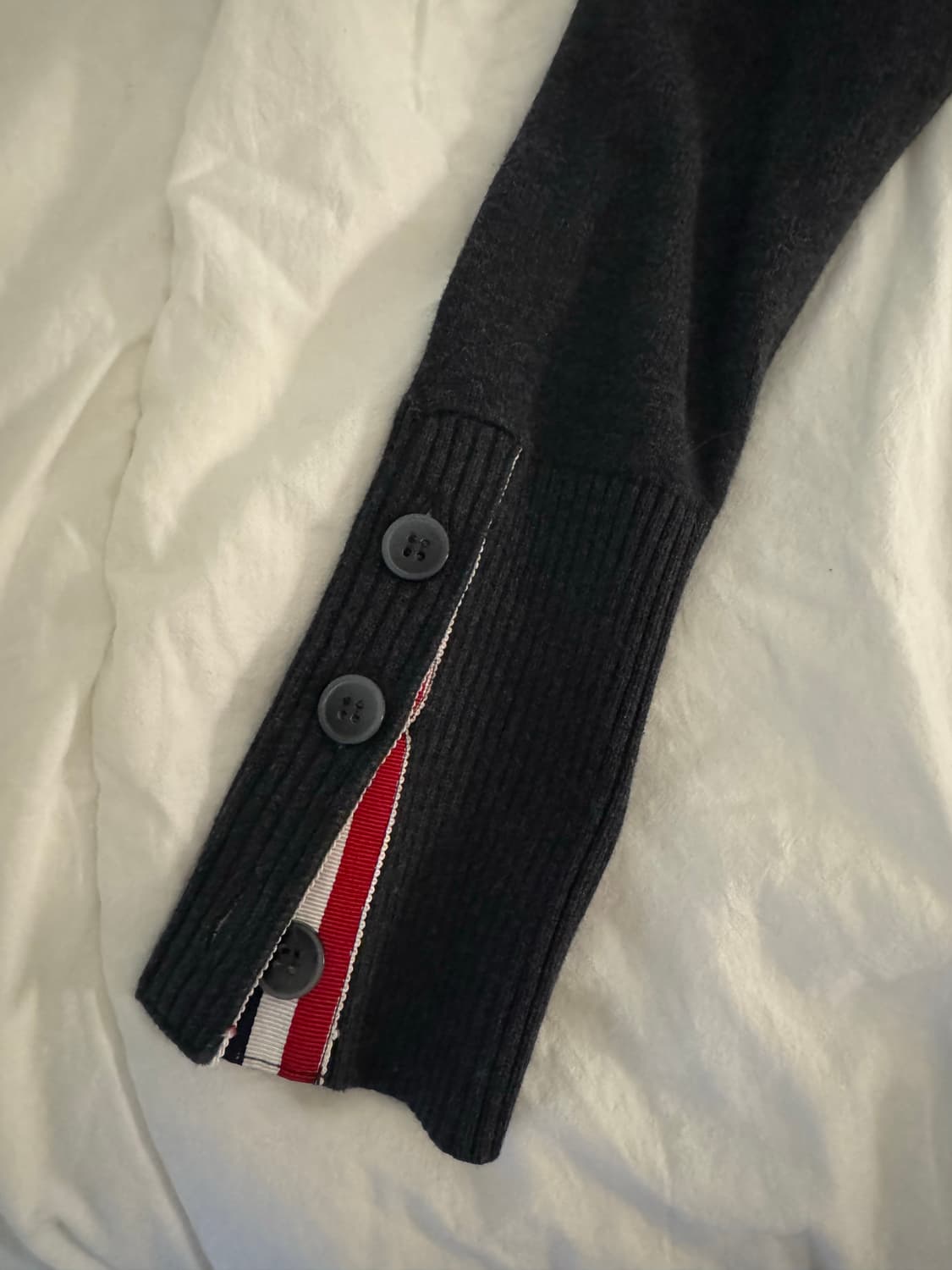 톰브라운 가디건 S 상품이미지2