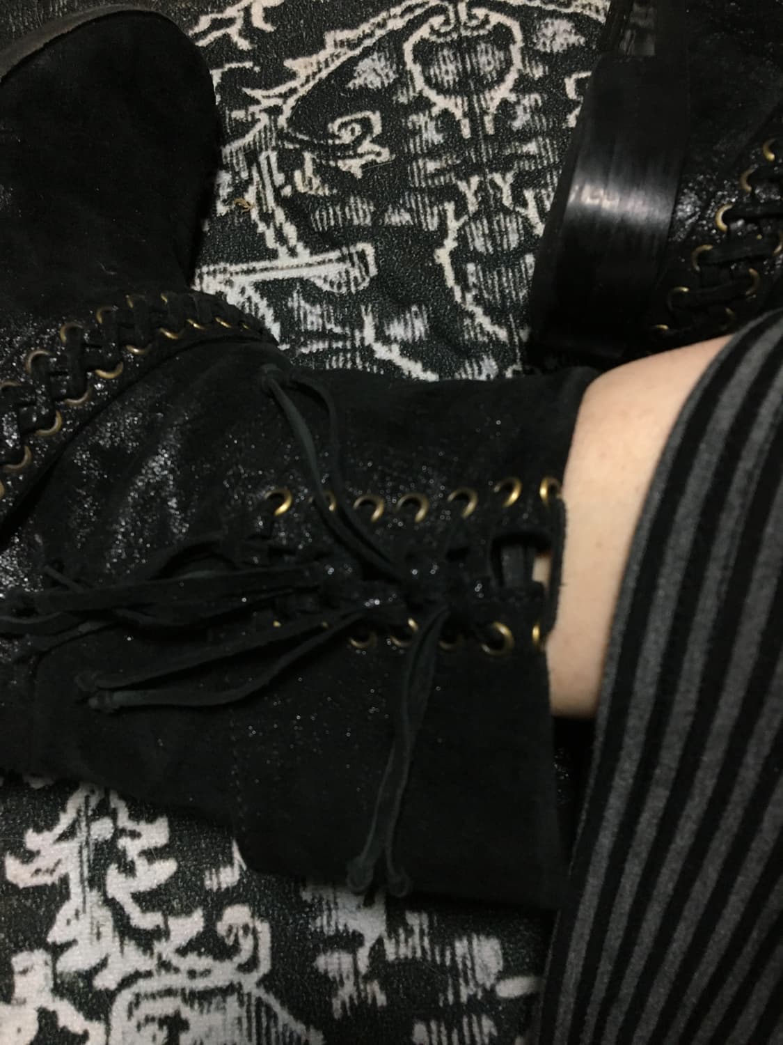 00‘s 'BALMAIN' lace-up suede boots 36 상품이미지2