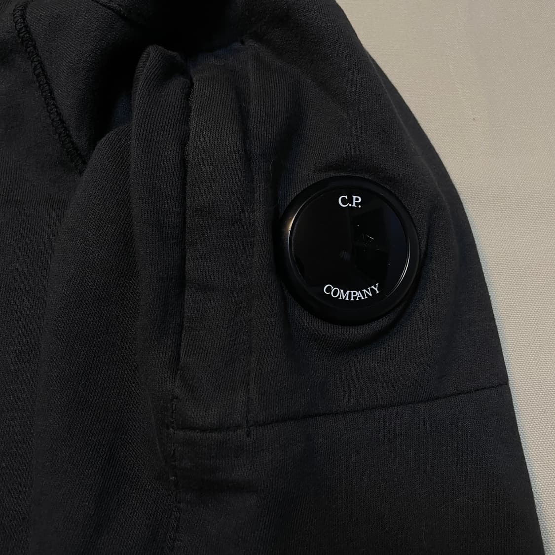 C.P Company hood zip-up 상품이미지4