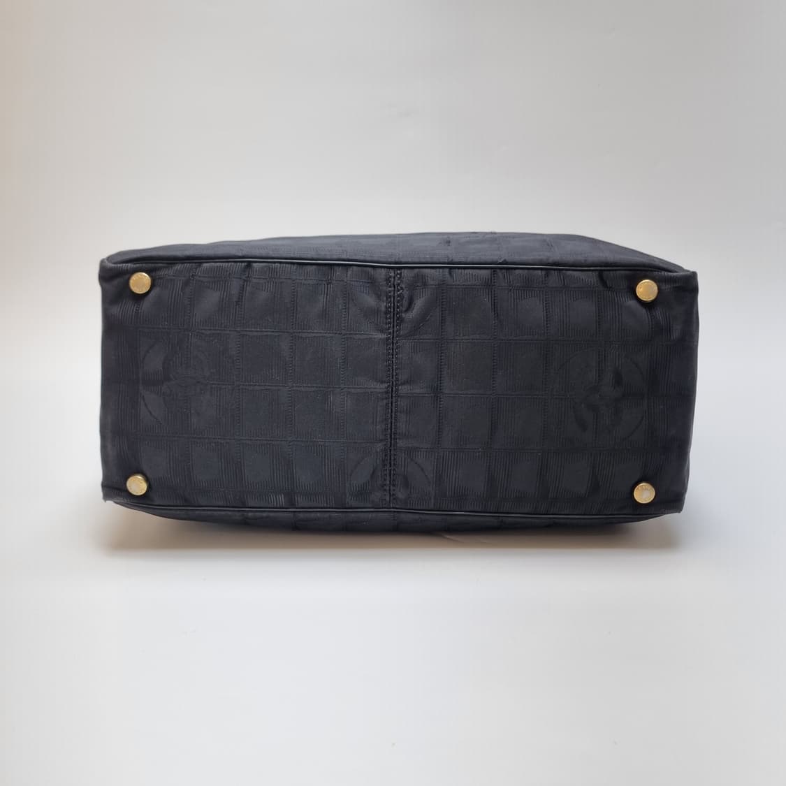 샤넬 CHANEL 뉴트래블라인 CC로고 쇼퍼백 토트백 (최상급, 핸드백) 상품이미지7