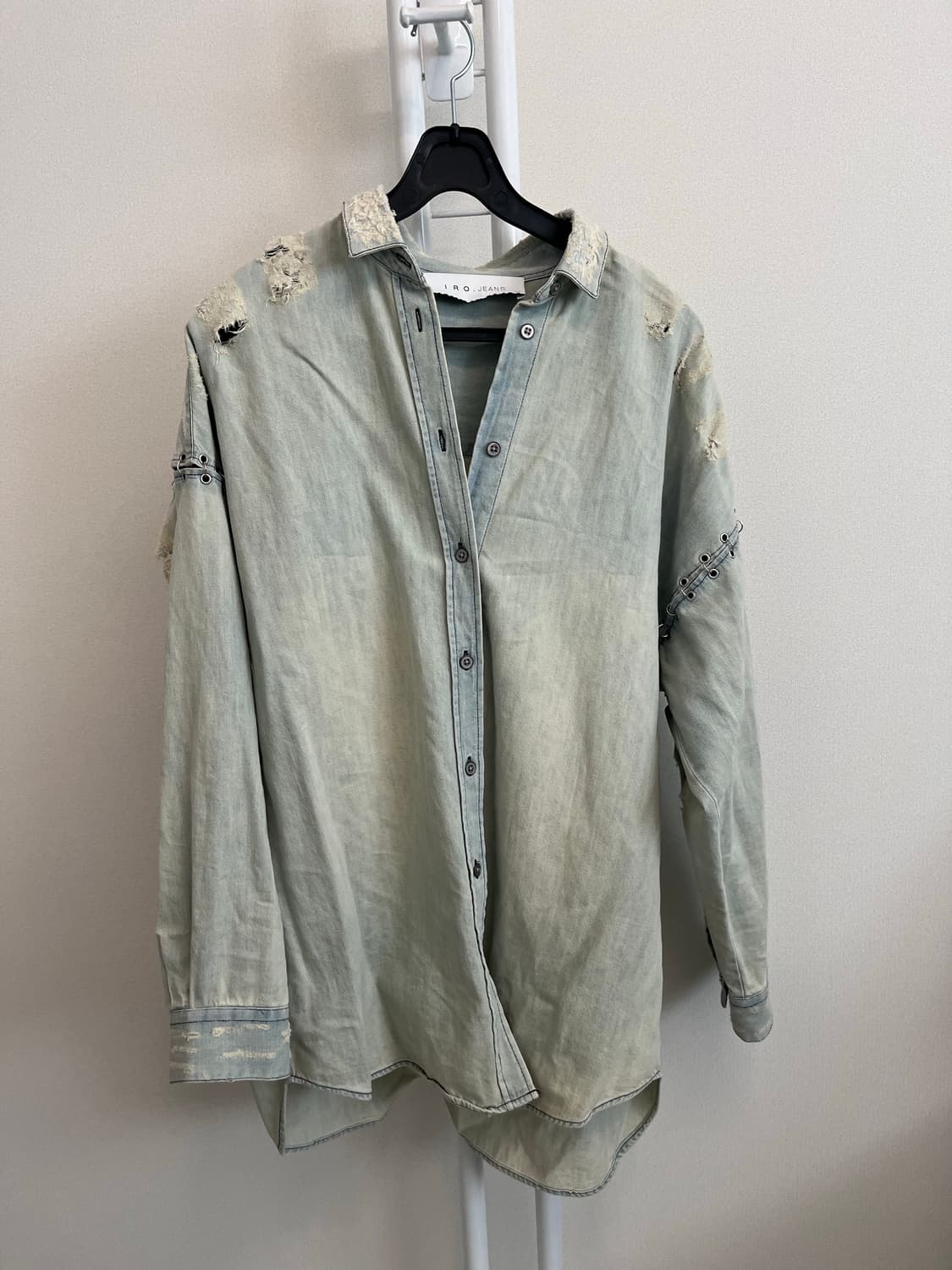 이로 데님 디스트로이드 셔츠 상품이미지1