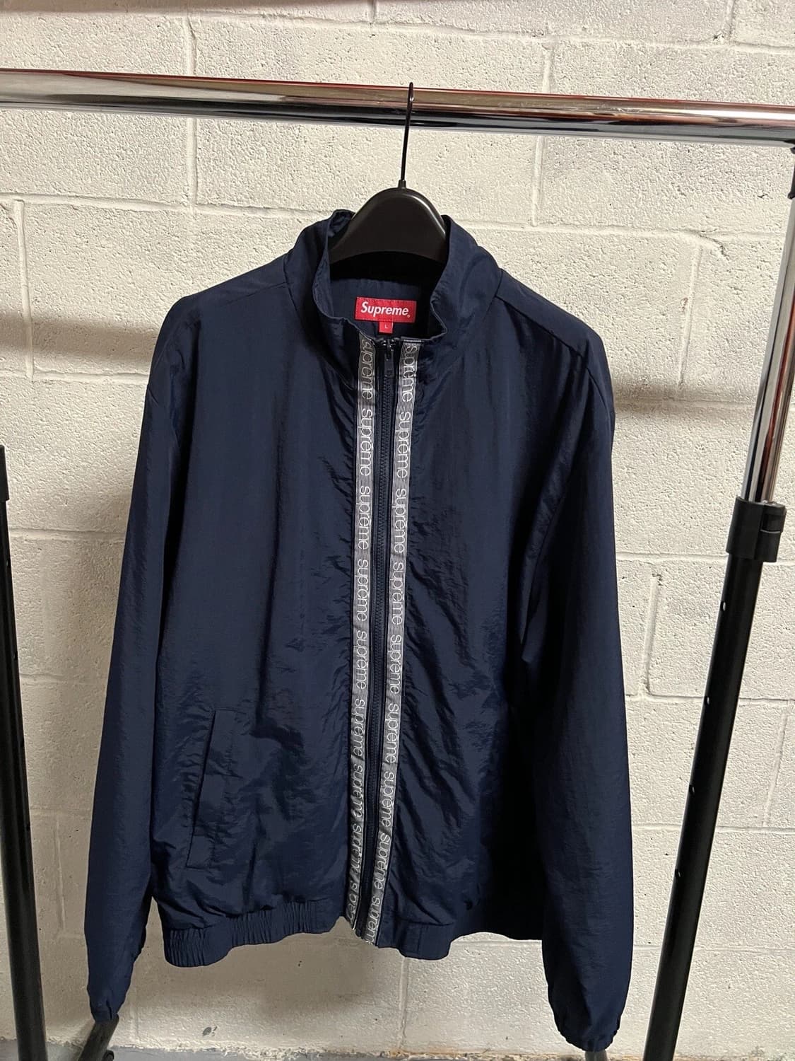 18SS 슈프림 클래식 로고 테이핑 트랙 자켓 네이비 상품이미지1