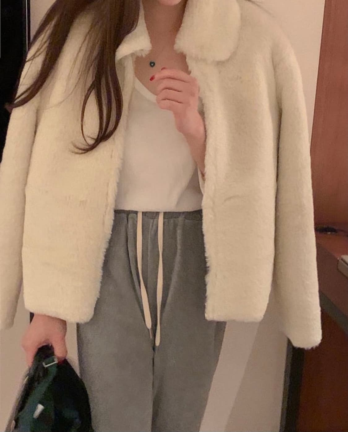 Mielle 미엘르 아이보리 무스탕 퍼자켓 상품이미지3