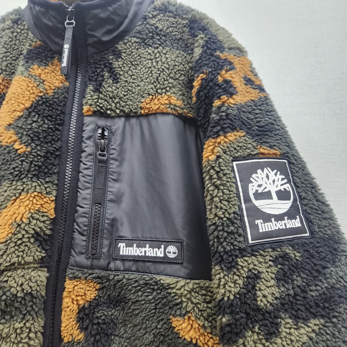 팀버랜드 카모플라쥬 플리스 빅포켓 집업 M(남여공용) 상품이미지2