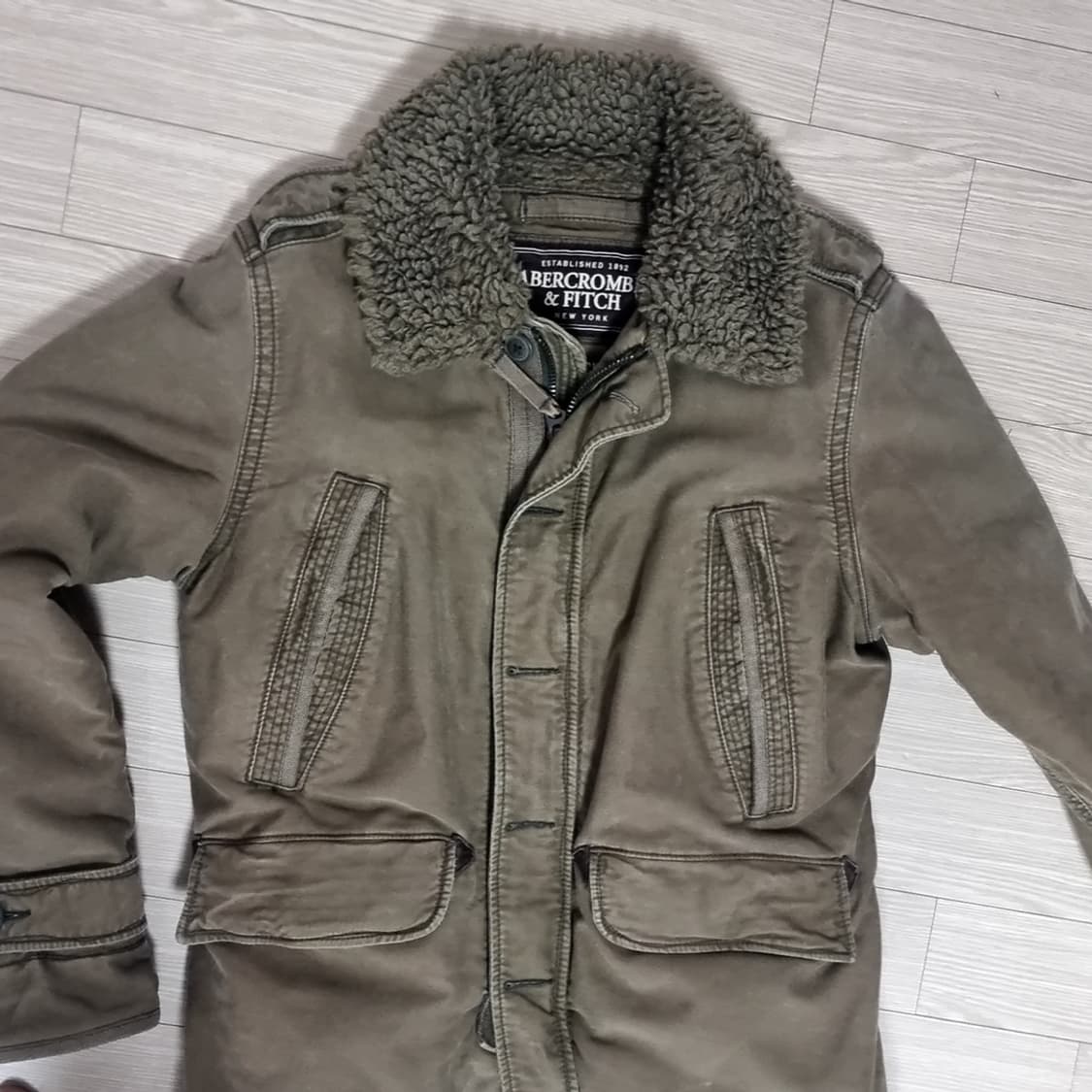 아베크롬비 카키색 털 b-9자켓(100) 상품이미지5