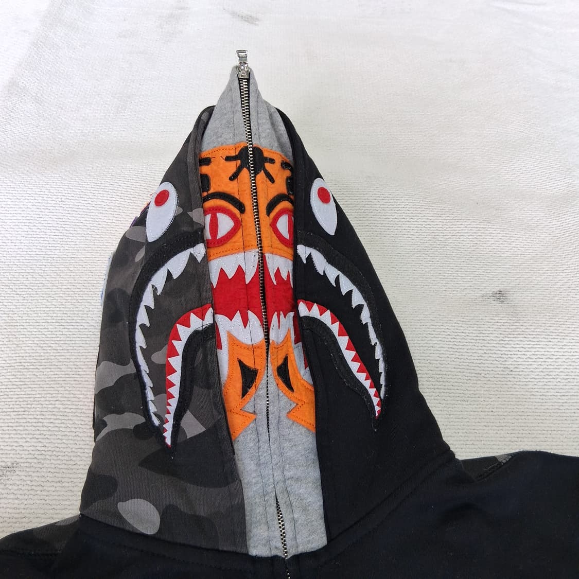 베이프 검정 카모 후드집업 상품이미지2