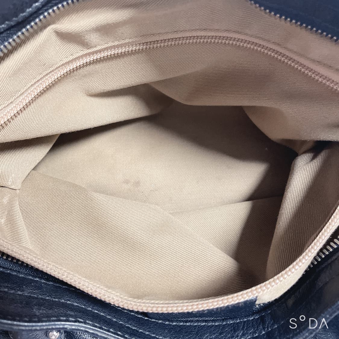 페라가모 블랙 숄더백 상품이미지10