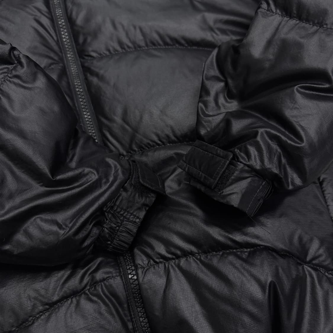 노스페이스 써밋시리즈 고프코어 덕다운 경량패딩 블랙 상품이미지5