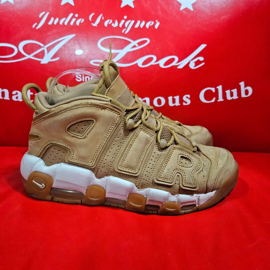 나이키(Nike) 에어모어 업템포96 프리미어 스니커즈 265 상품이미지3