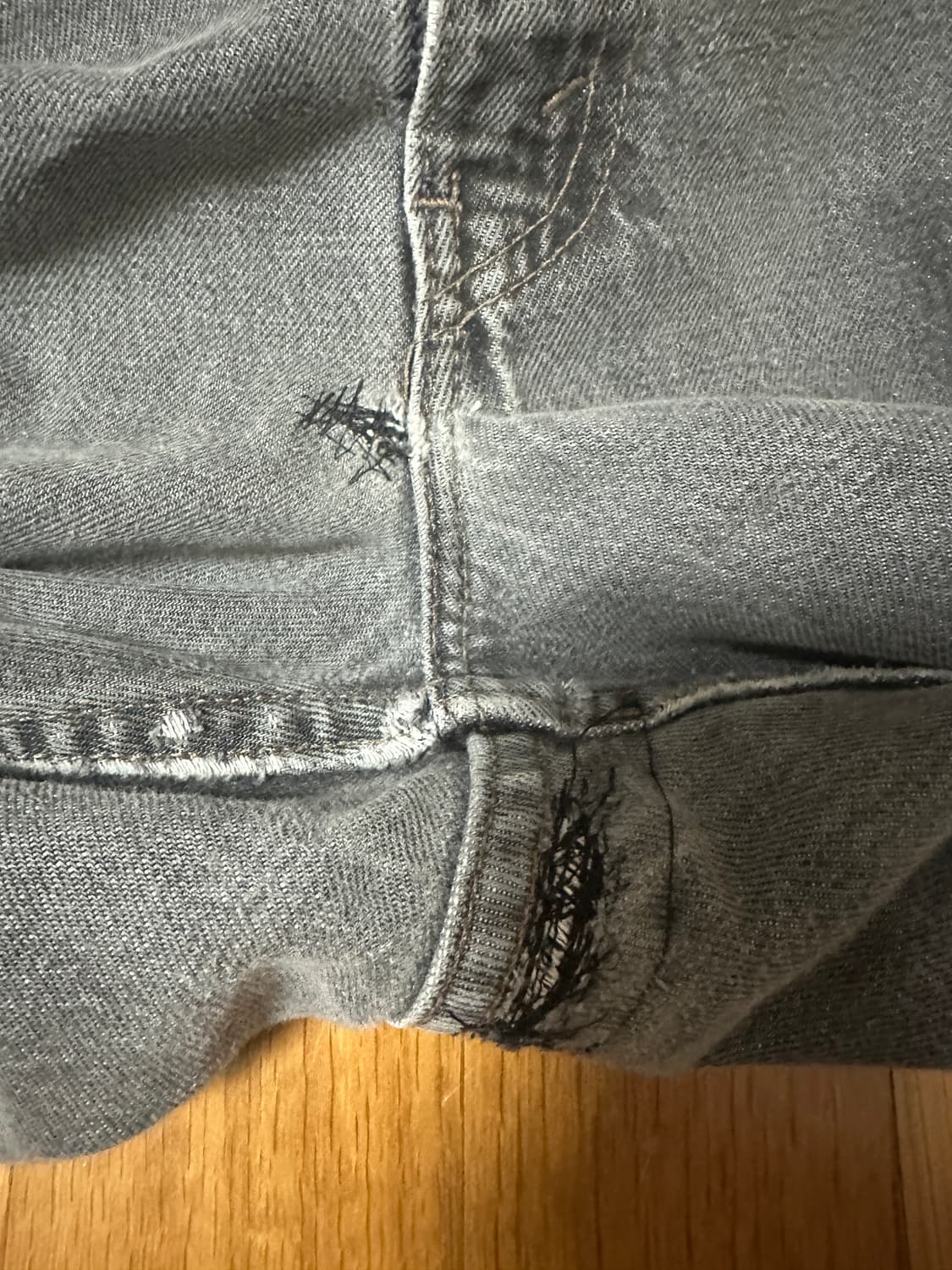 [36/30] 90s 리바이스 실버탭 스트레이트 루즈 흑청 데님 팬츠 상품이미지3