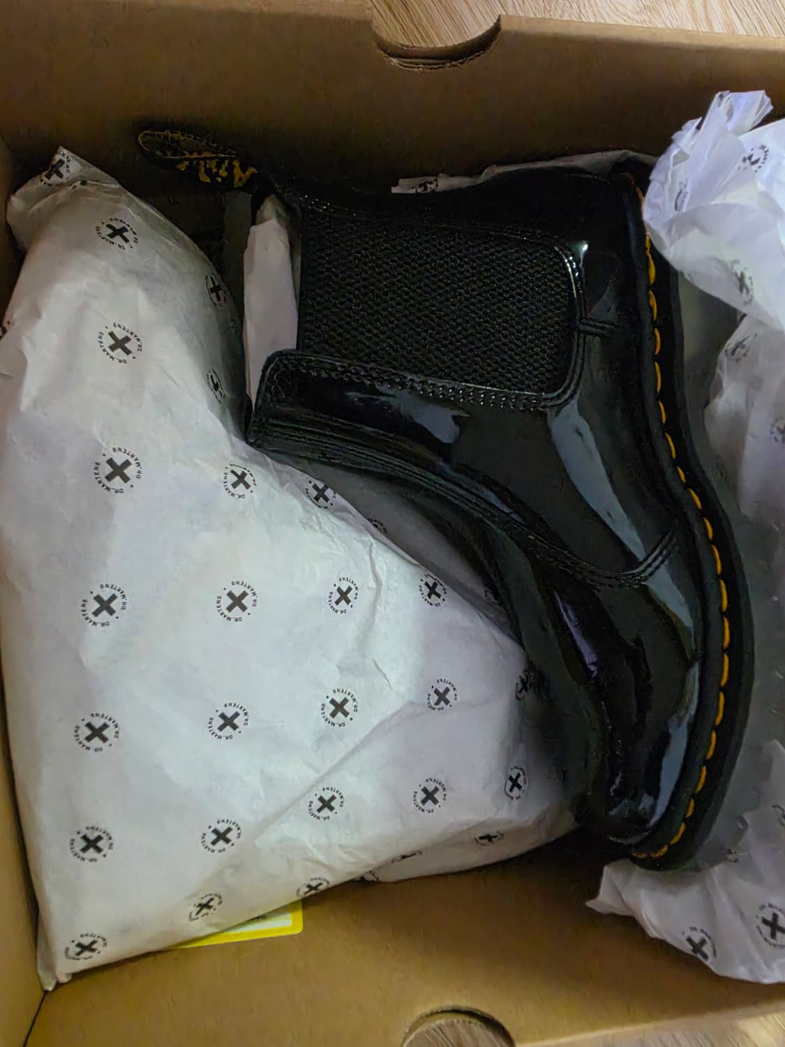 닥터마틴 2976 아이스드 BN 첼시 부츠 블랙 유광 상품이미지6