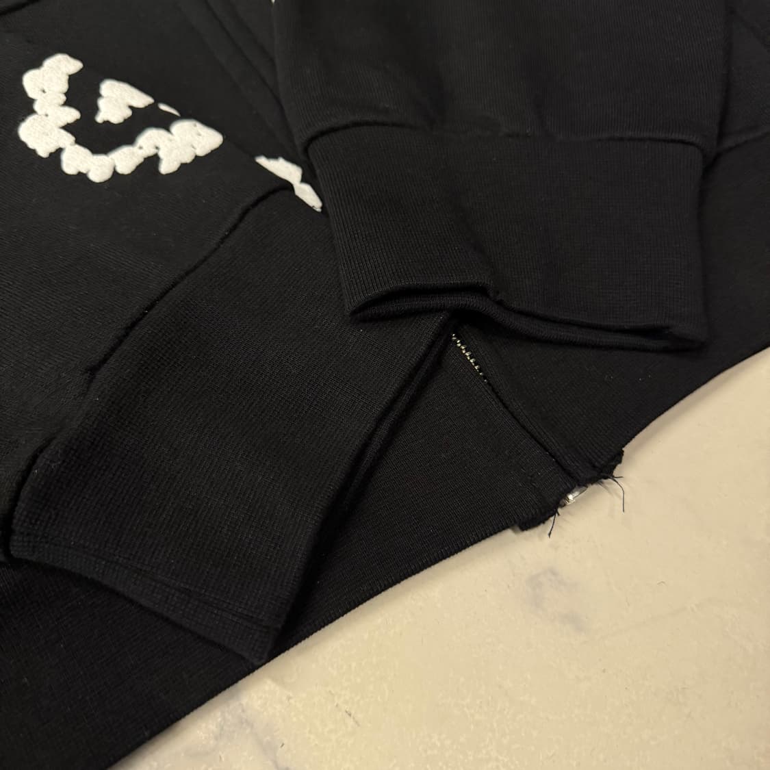 데님 티어스 x 코르테이즈 아일랜드 후드집업 블랙 상품이미지5