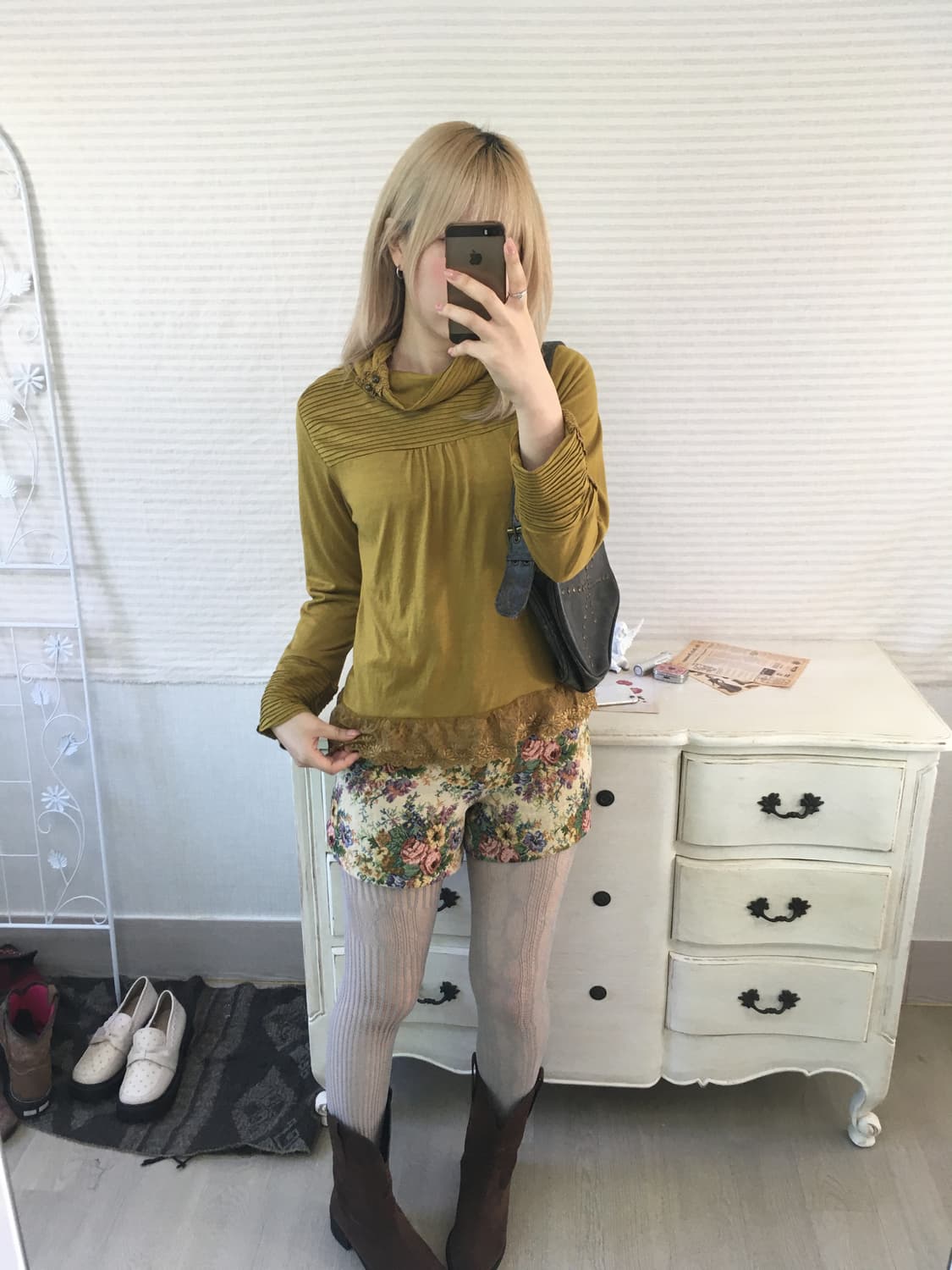 mustard lace pleats antique pullwork t 상품이미지3