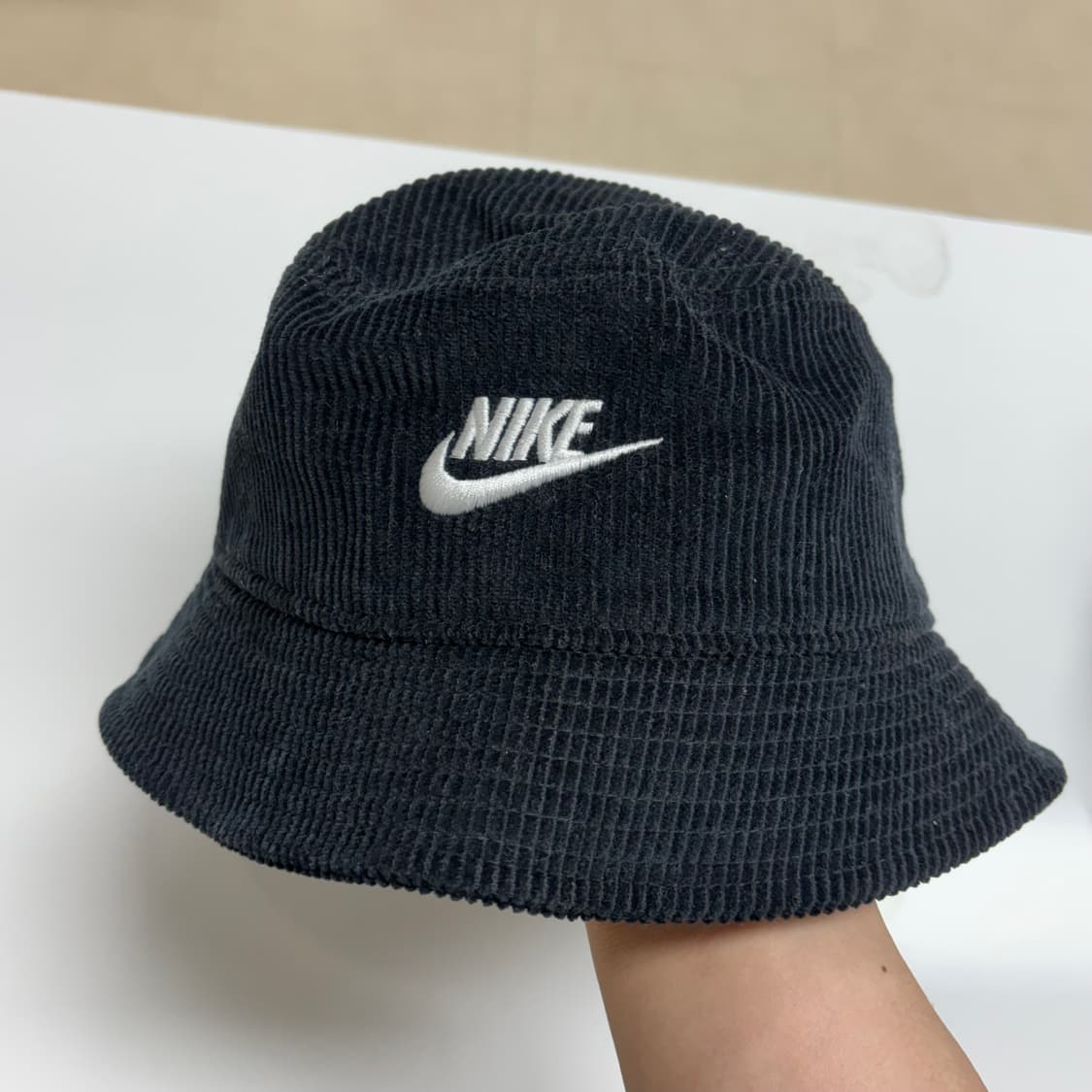 나이키 코듀로이 버킷햇 상품이미지1