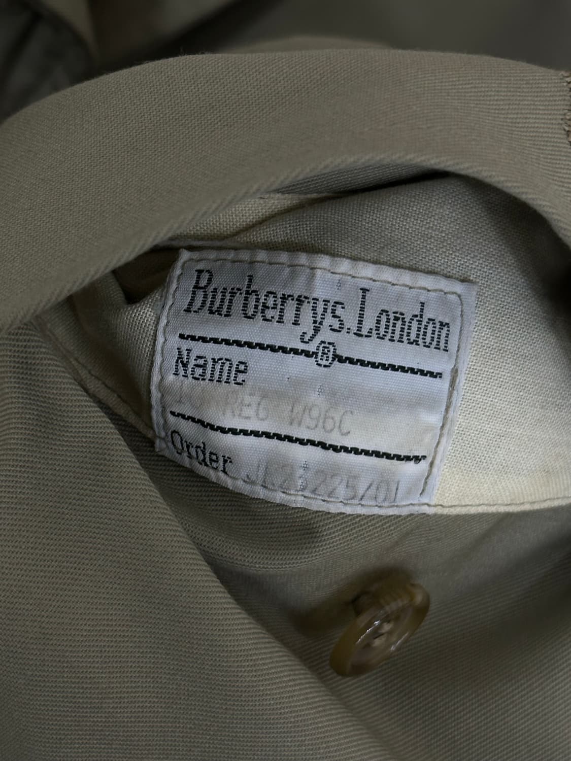 버버리 남성 트렌치코트 상품이미지8