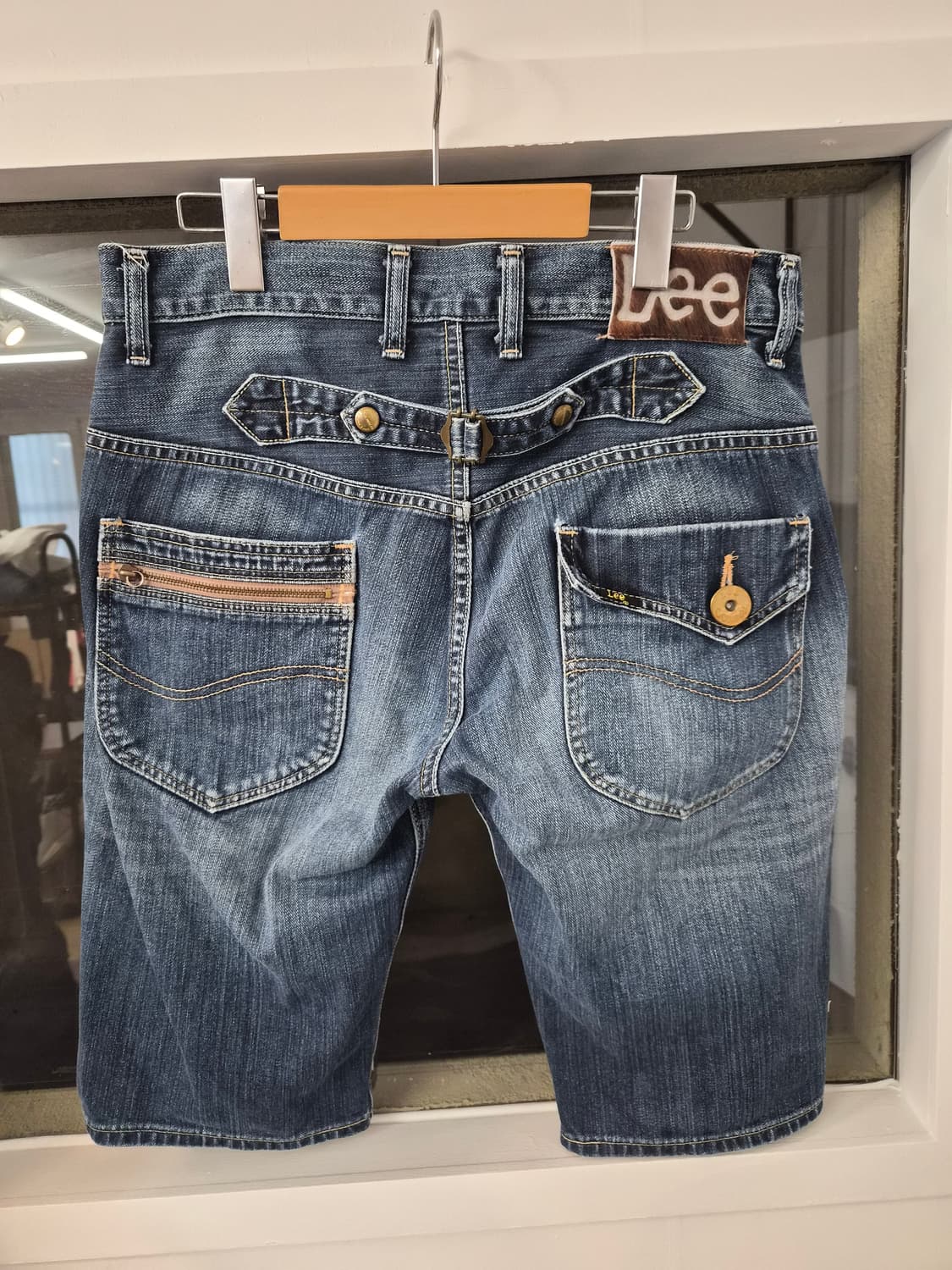 32) LEE COWBOY 신치백 데님 반바지 팝니다 상품이미지2