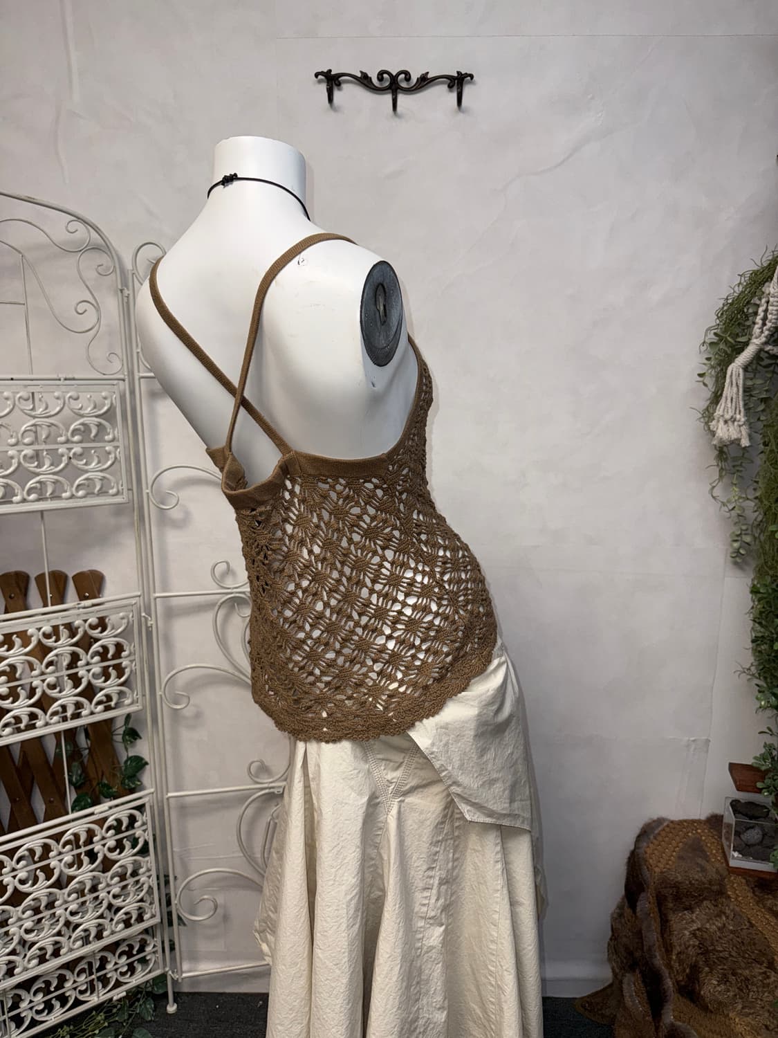 Brown ethnic floral crochet sleeveless 상품이미지3