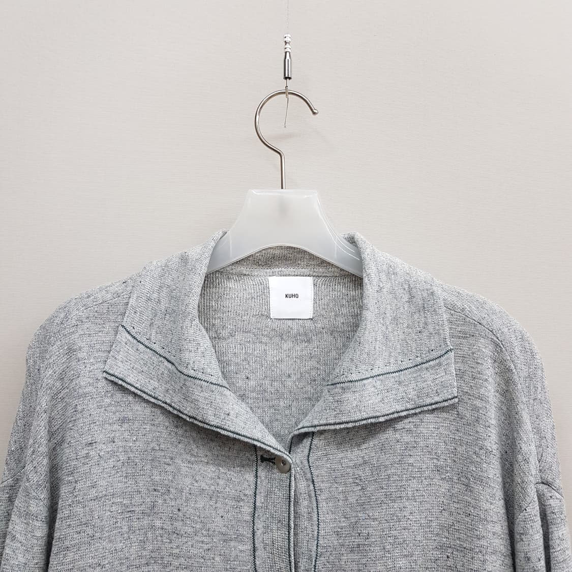 구호 2022 마소재 포켓디테일 루즈핏 가디건  XS사이즈 상품이미지2