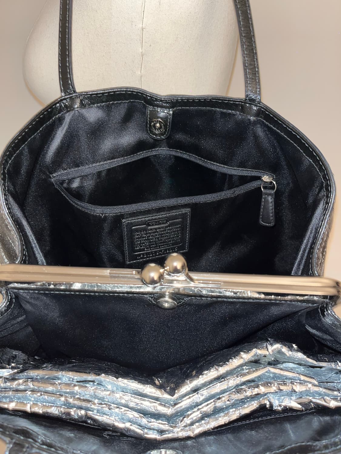 📦Coach White Stitch shoulder bag 상품이미지7