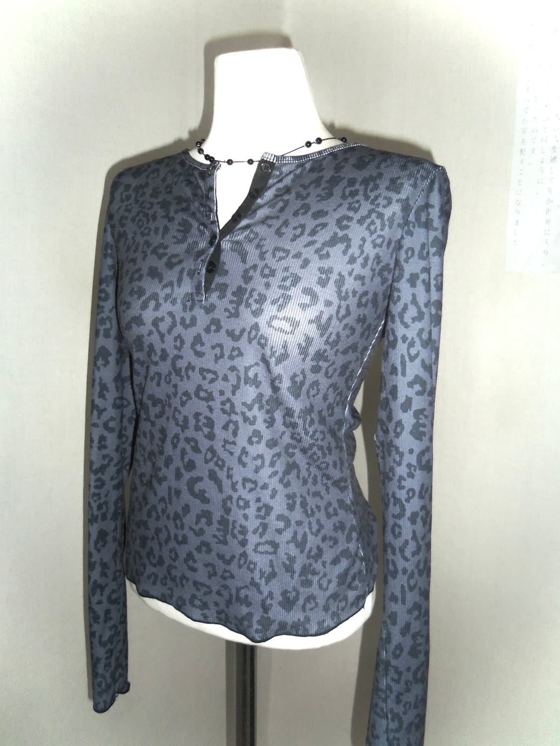 Grey Leopard Fit Top 상품이미지2