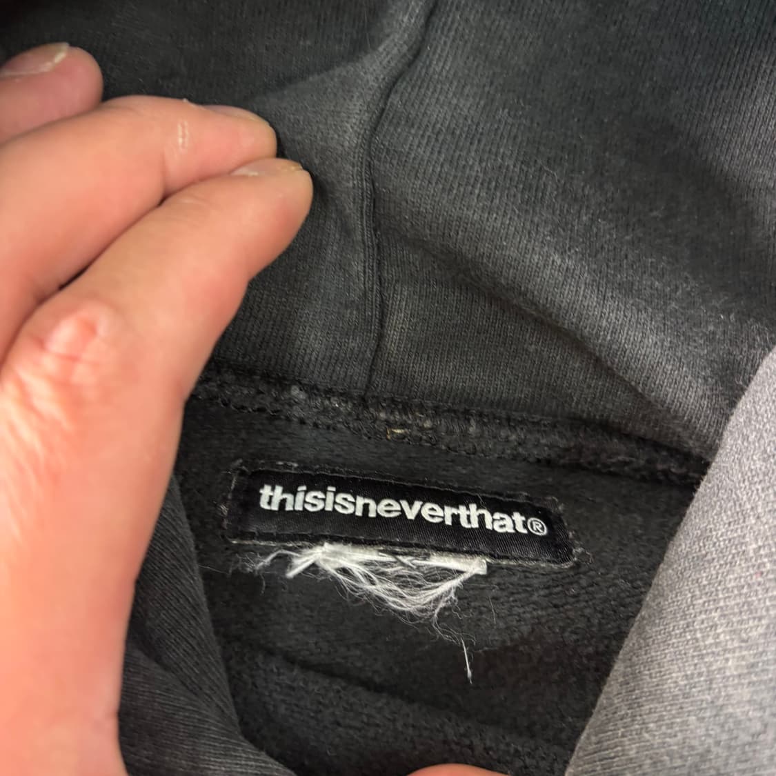 100 디스이즈네버댓 후드티 상품이미지3