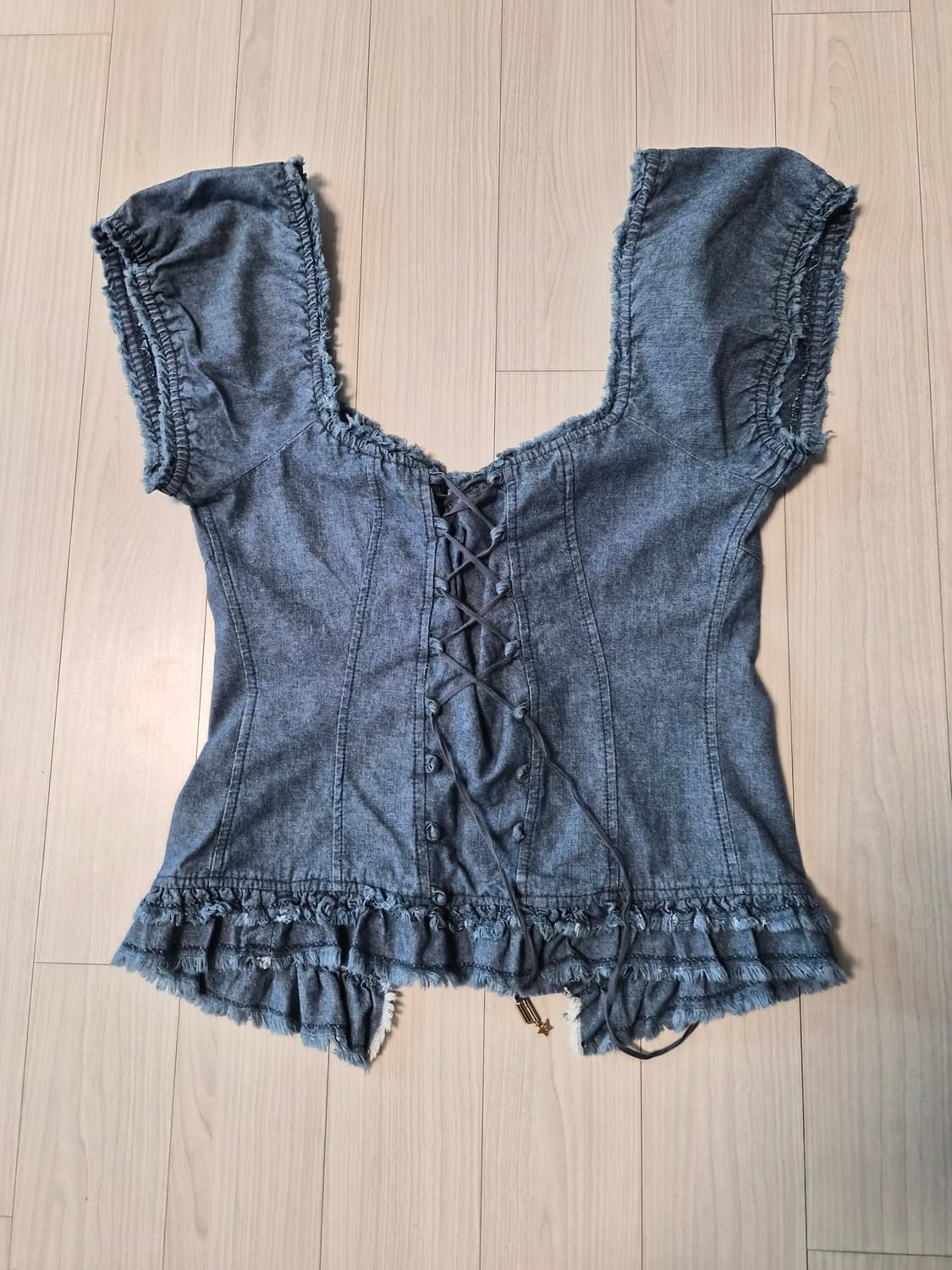 게스 오프숄더 데님블라우스 상품이미지3