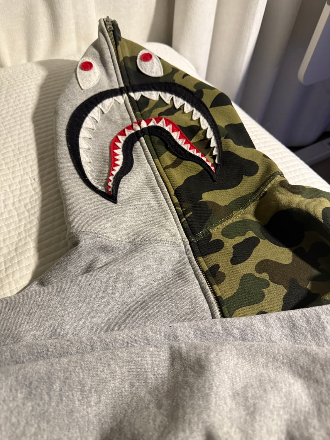 베이프 샤크후드 아수라 일본산 상품이미지1