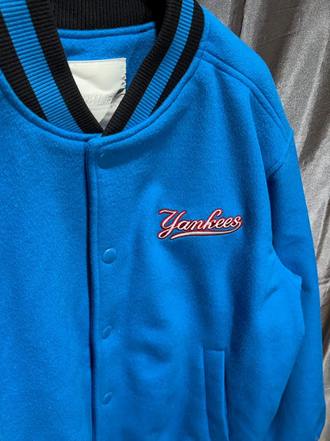 L MLB 뉴욕양키스 컬러 빅로고 라이트블루 울 바시티 상품이미지6