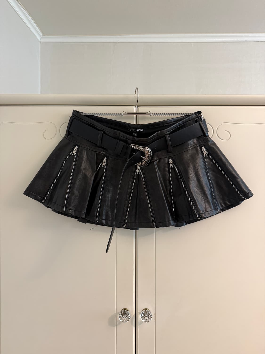 Fashion nova 가죽 스커트 상품이미지1