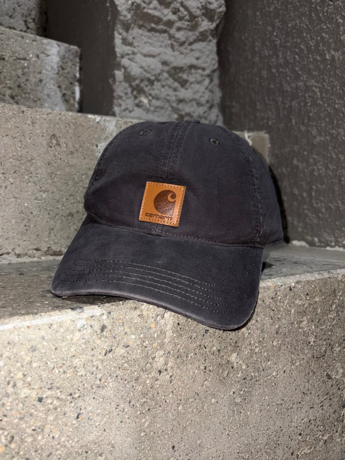 칼하트 로고 캡 상품이미지1