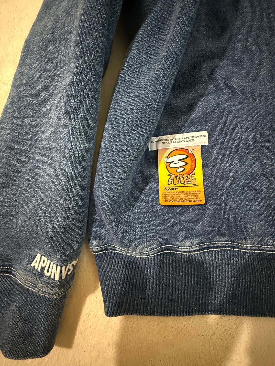 에이프 기모 청 맨투맨 상품이미지4