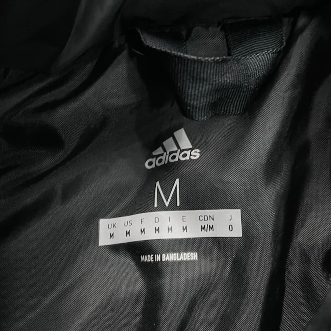 100 아디다스 경량패딩  상품이미지3