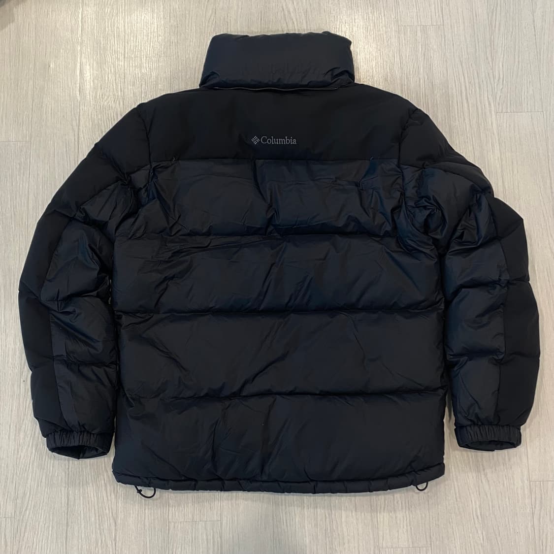 콜롬비아 옴니쉴드 구스 다운 패딩 M 블랙 상품이미지4