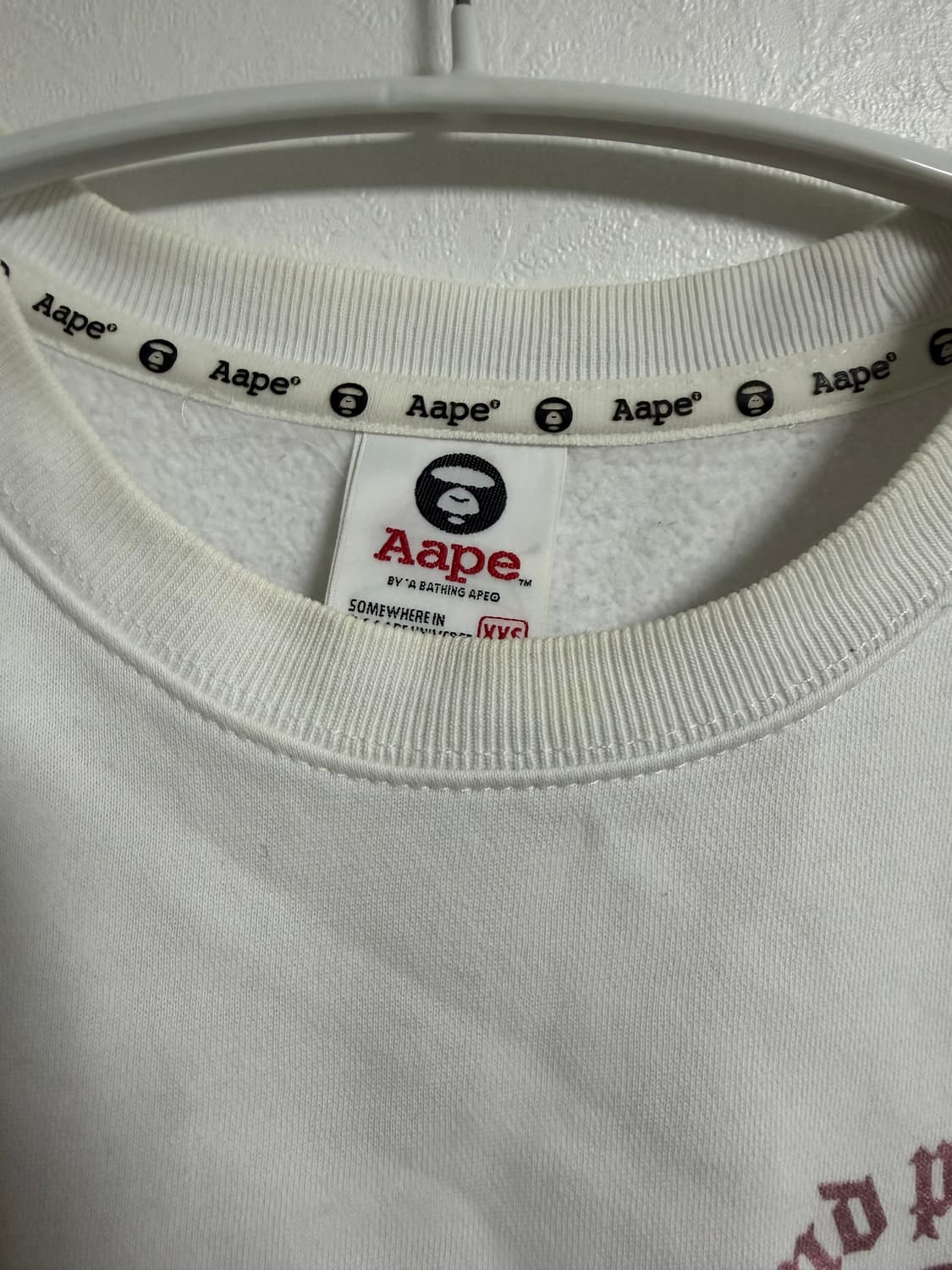 에이프 화이트 맨투맨 상품이미지5