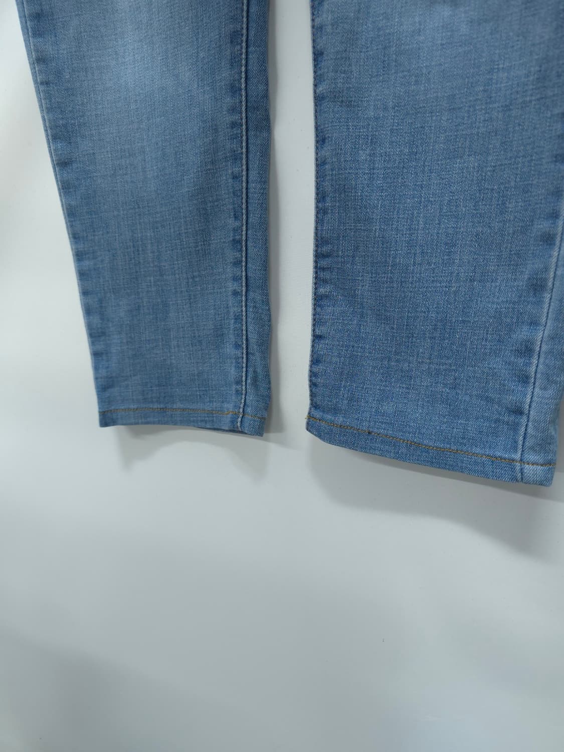 [리바이스] 여성 보이프렌드핏 중청 데님 (26사이즈) 상품이미지5