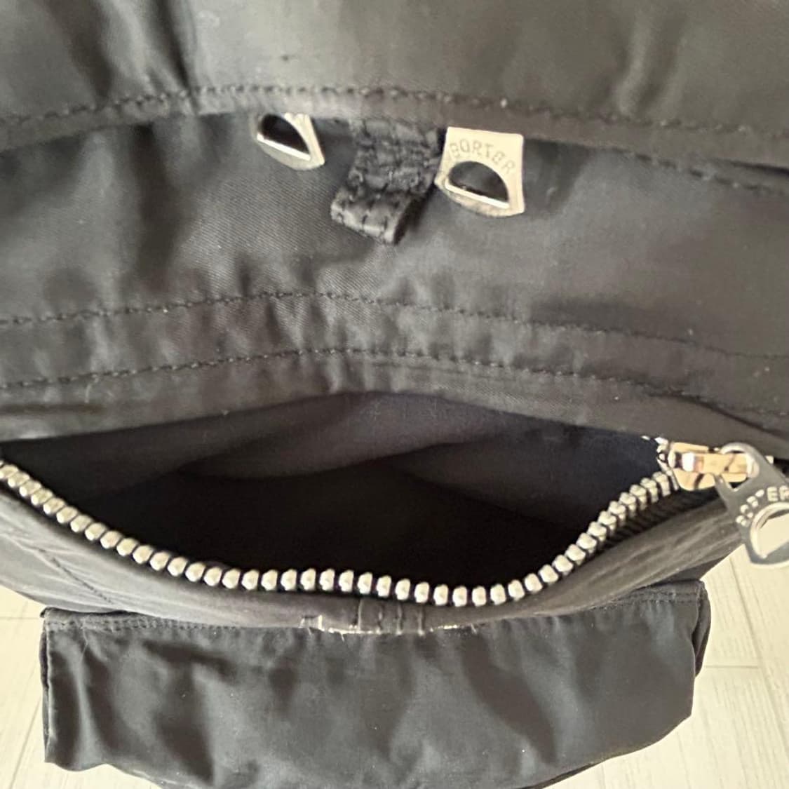 요시다 포터 마일 데이팩 블랙 백팩 판매 상품이미지4