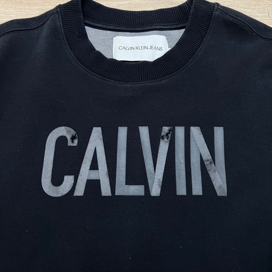 캘빈클라인 진스 빅로고 맨투맨 크루넥 티셔츠 [블랙] L/100 상품이미지4