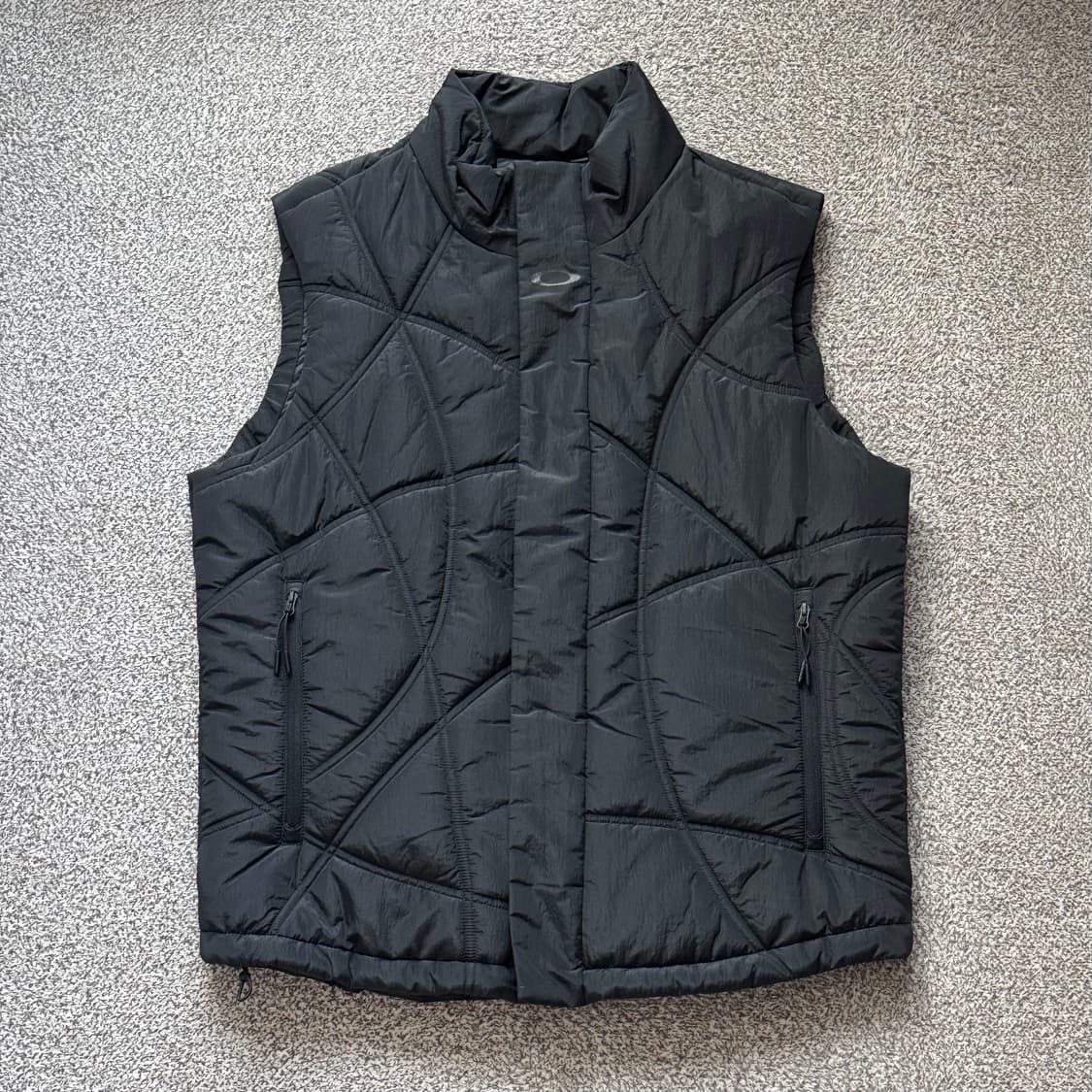 [M] 오클리 경량 패딩 조끼 하이랜드 오 퍼프 베스트 블랙 상품이미지1