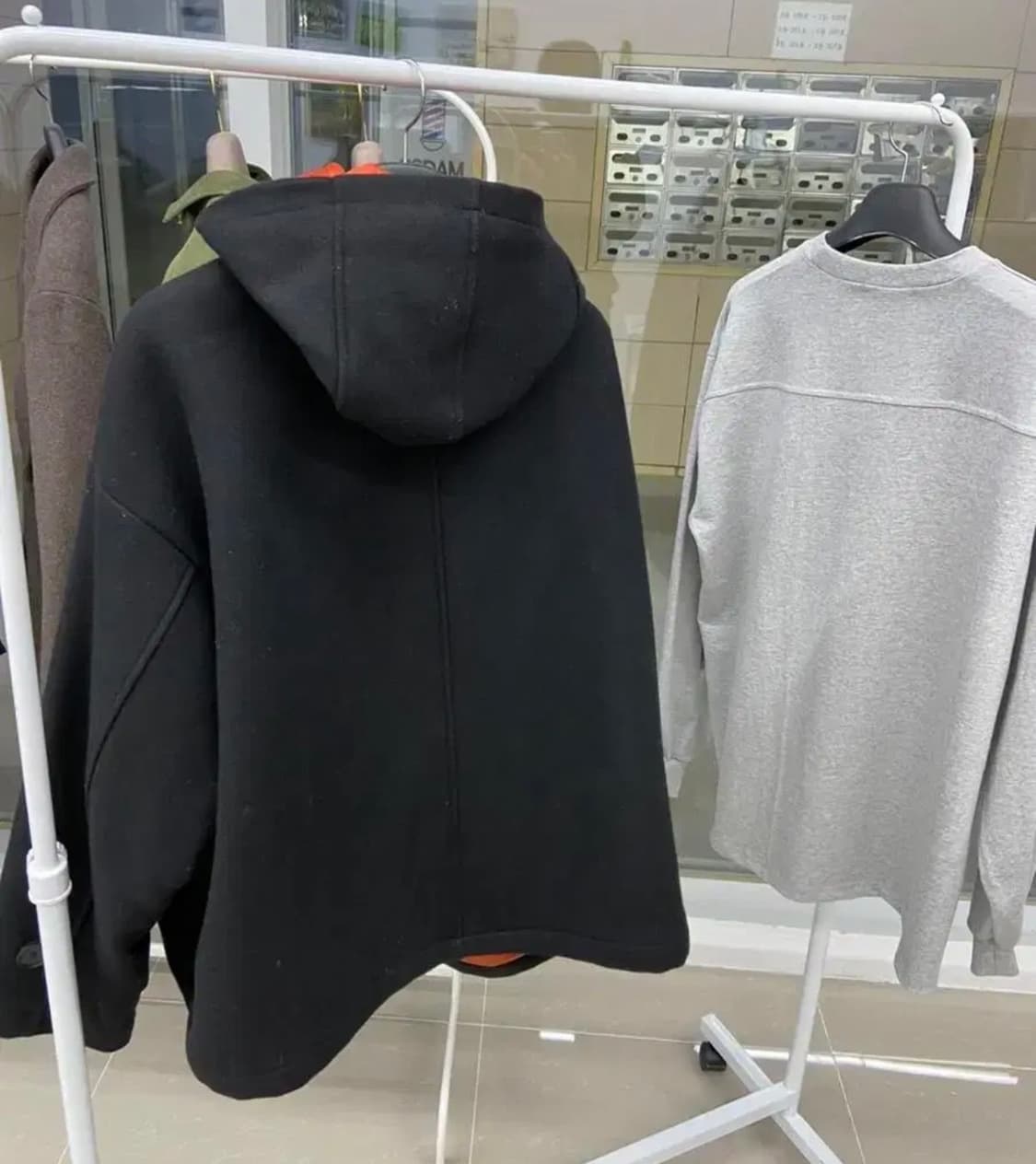 벌스데이수트 빅 후드 더플코트 블랙 M사이즈(실측L-XL) 아이엠샵 상품이미지4
