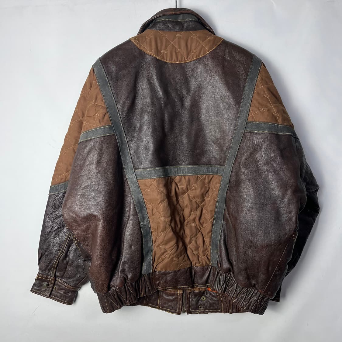 [Via Nuova Pelle] 카우스킨 레더 봄버자켓 상품이미지2