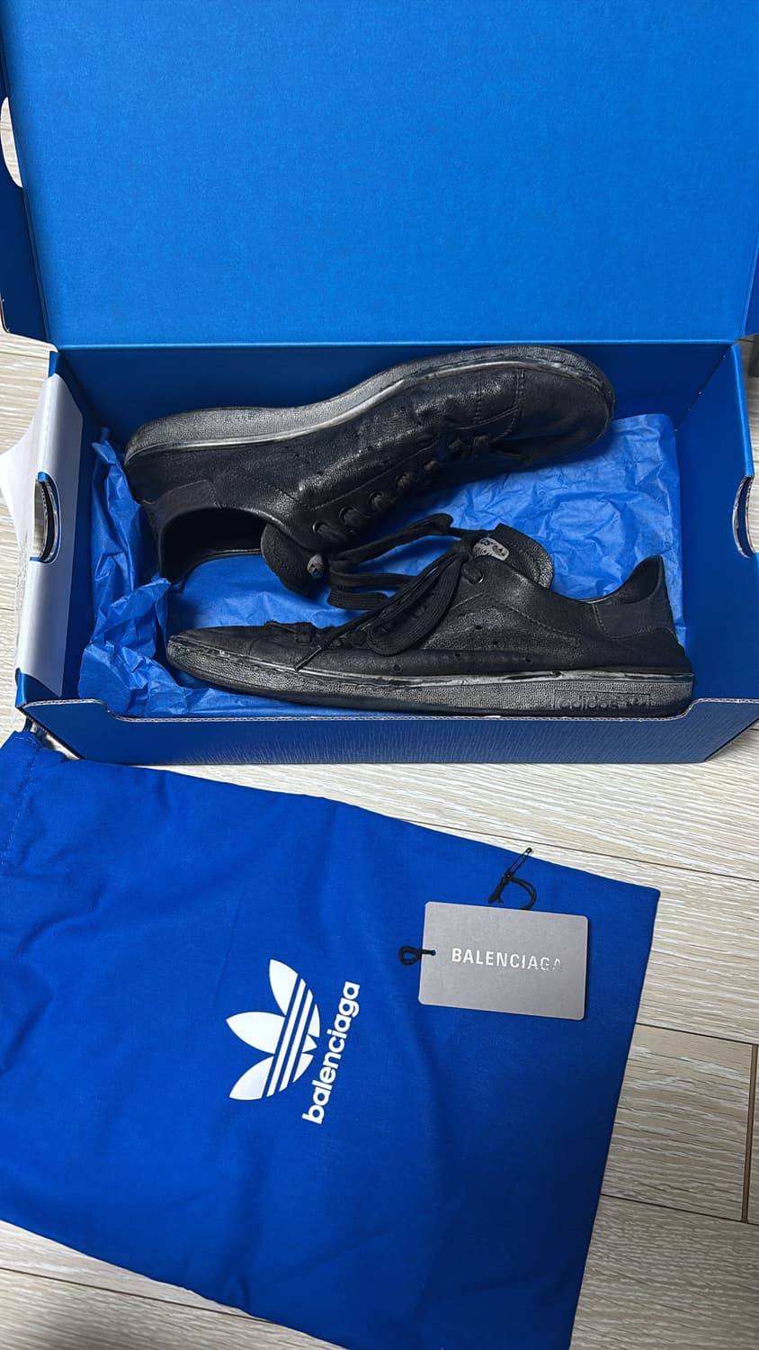 발렌시아가 스탠스미스 레더 블랙 43사이즈 플랫화 상품이미지1