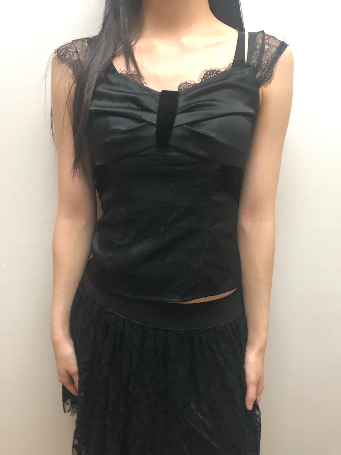 빈티지 블랙 레이스 셔링 탑 상품이미지5