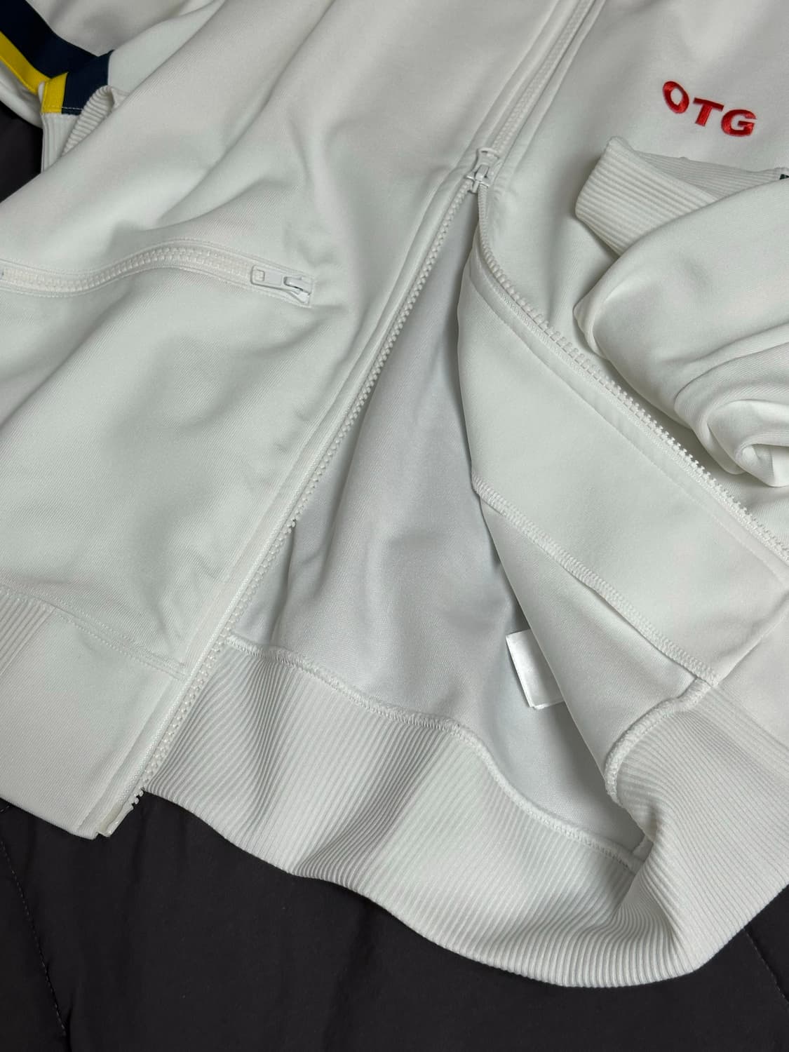 오니츠카 타이커 화이트 져지 트랙탑 미디움 상품이미지5
