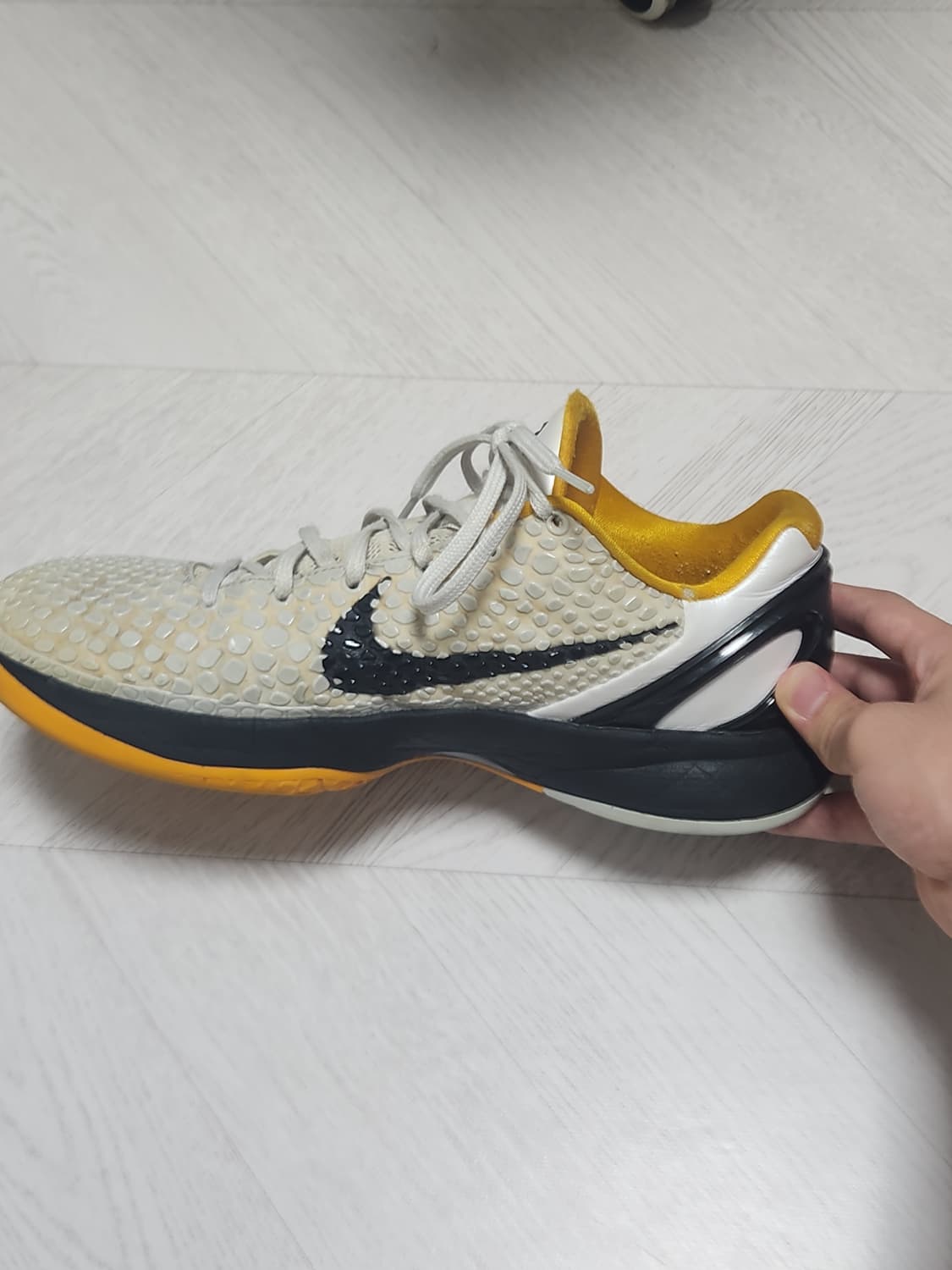 나이키 프로트로 코비6 화이트델 상품이미지3