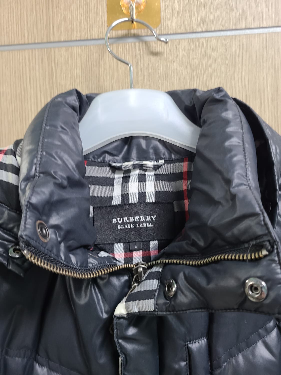 버버리 블랙라벨 후드 패딩 상품이미지2