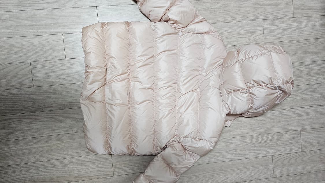 [A] 몽클레어 푸퍼 다운패딩 점퍼 14y (성인 m 가능) 상품이미지2