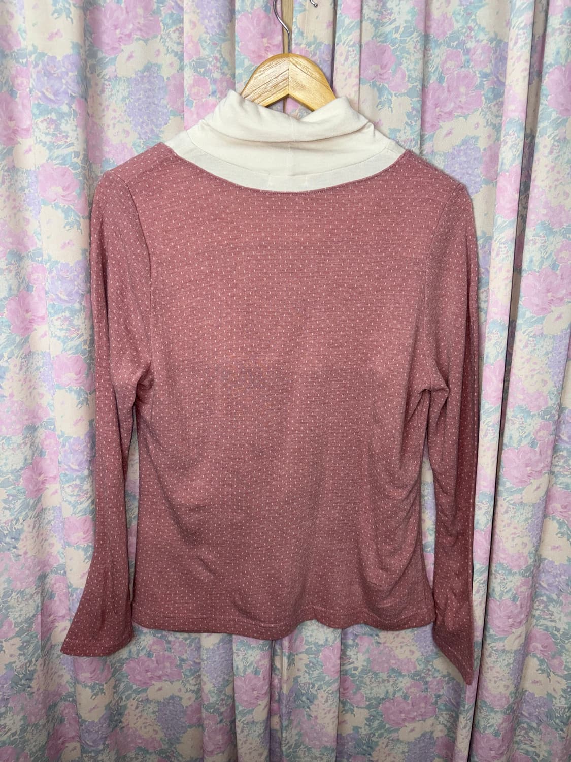 핑크 도트 목폴라 티셔츠 상품이미지7