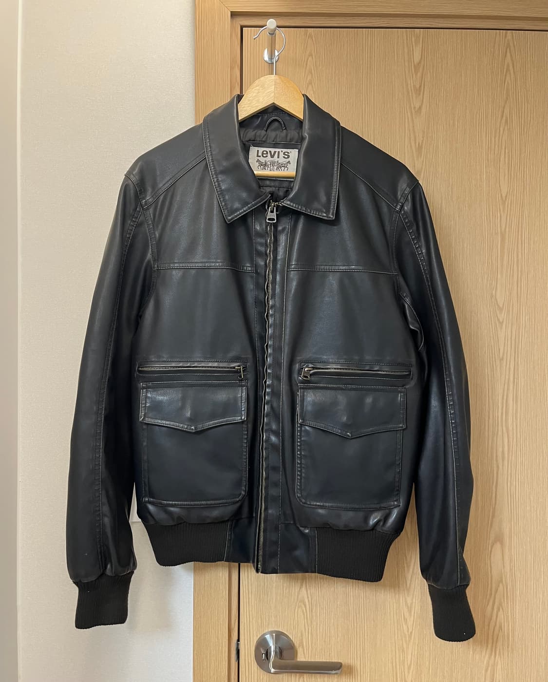 리바이스 A-2 가죽자켓 상품이미지2