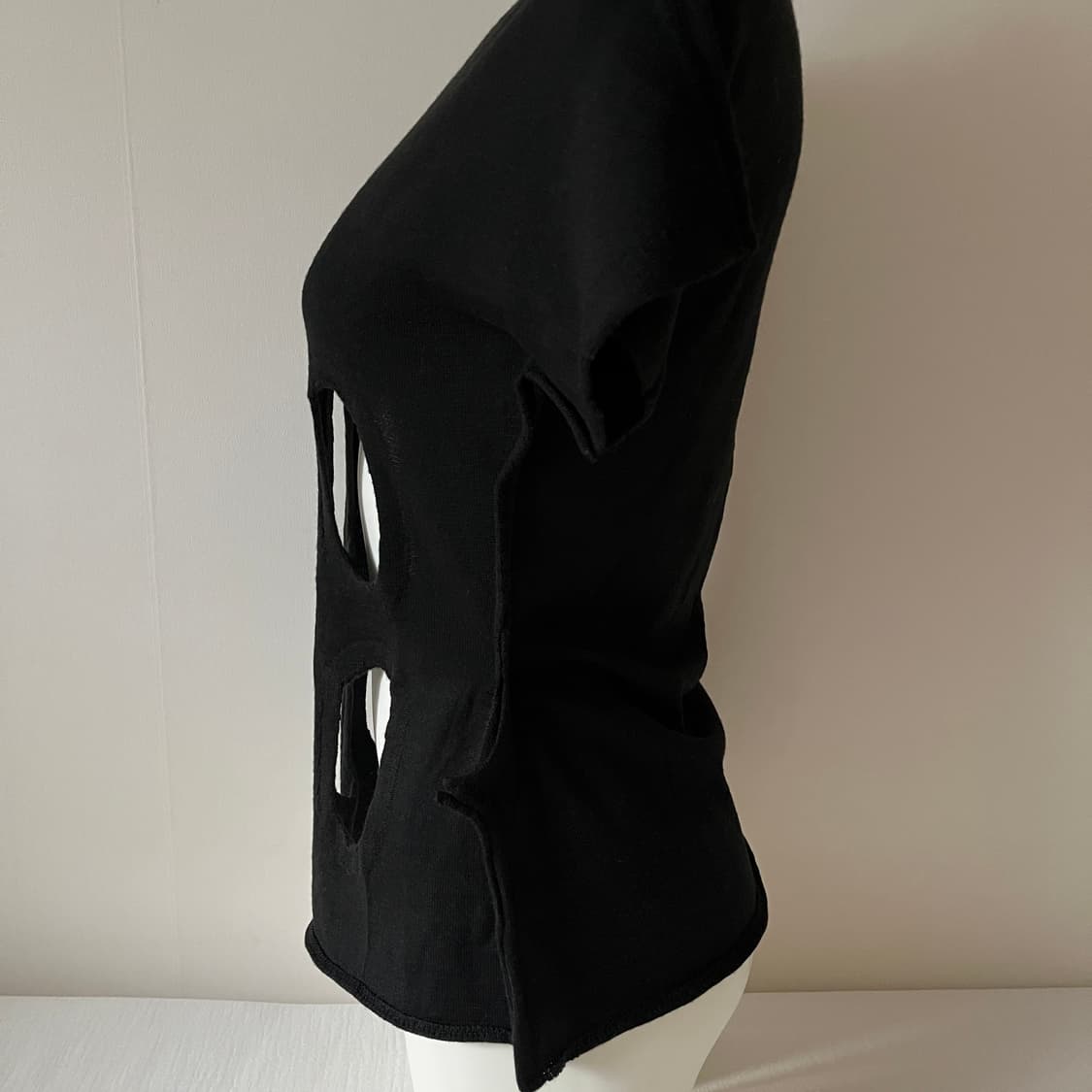 cut out 2d sweater 상품이미지5